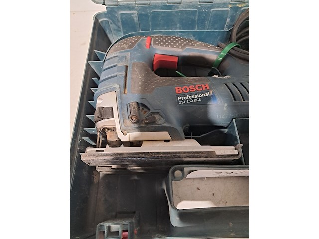 Decoupeerzaagmachine 230v bosch, gst 150 bce, bouwjaar 2016 - afbeelding 3 van  5