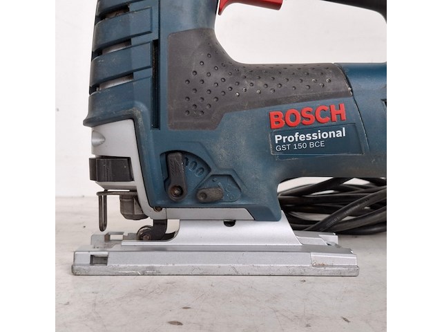 Decoupeerzaagmachine 230v bosch, gst 150 bce, bouwjaar 2016 - afbeelding 3 van  8
