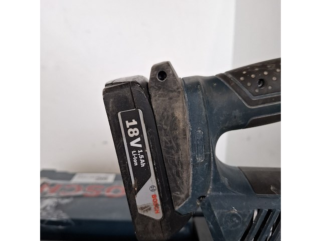 Decoupeerzaagmachine accu 18v-li bosch, gst 18v-li, bouwjaar 2020 - afbeelding 7 van  8