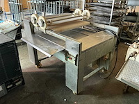 Deeg uitrolmachine
