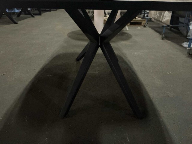 Deens ovaal eetkamertafel 240cm - afbeelding 3 van  6