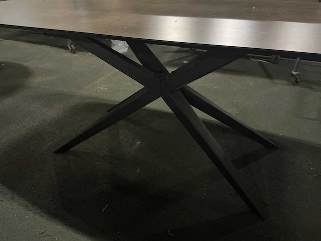 Deens ovaal eetkamertafel 240cm - afbeelding 4 van  6