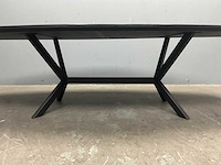 Deens ovaal eiken eetkamertafel zwart gelakt met onderstel - afbeelding 7 van  7