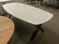 Deens ovale eetkamertafel 240cm - afbeelding 3 van  5