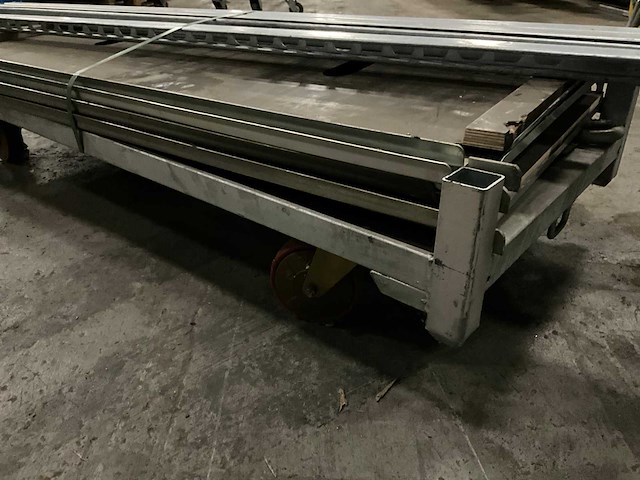 Deense kar v.v. 3 schappen 135x57x185cm - afbeelding 2 van  4