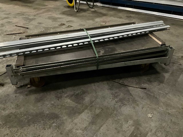 Deense kar v.v. 3 schappen 135x57x185cm - afbeelding 3 van  4