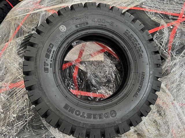 Deestone - d301 - 4.00-8 - heftruckbanden (80x) - afbeelding 3 van  5