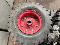 Deestone 18x7-8 imdustrial band met velg (4x) - afbeelding 1 van  4