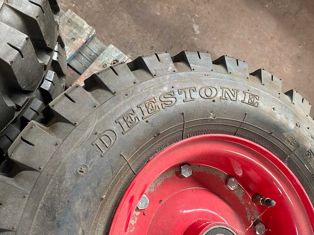 Deestone 18x7-8 imdustrial band met velg (4x) - afbeelding 2 van  4
