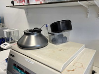 Defecte laboratoriumapparatuur - afbeelding 5 van  5