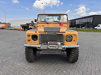 Defender - 90 v8 - personenauto - afbeelding 10 van  17