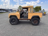 Defender - 90 v8 - personenauto - afbeelding 13 van  17
