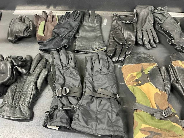Defensie divers handschoen - afbeelding 6 van  13