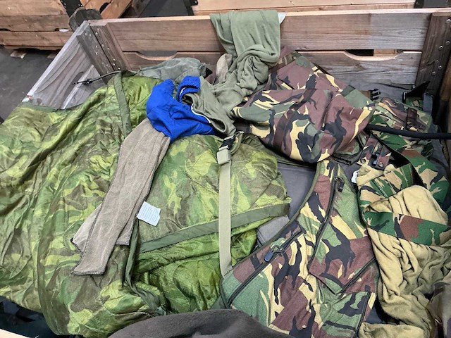 Defensie divers uitrusting/kleding - afbeelding 5 van  5