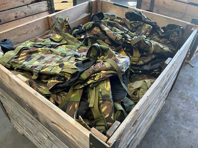 Defensie divers uitrusting/kleding - afbeelding 3 van  5