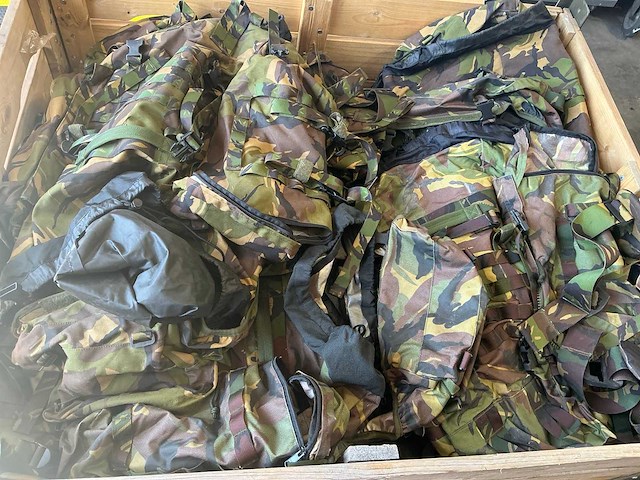 Defensie divers uitrusting/kleding - afbeelding 5 van  5