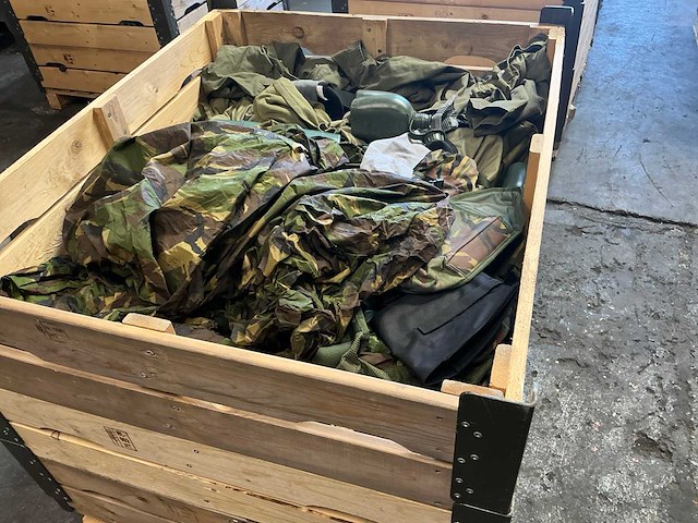 Defensie divers uitrusting/kleding - afbeelding 3 van  5