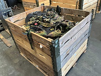 Defensie divers uitrusting/kleding - afbeelding 1 van  5