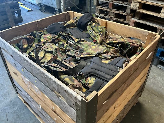 Defensie divers uitrusting/kleding - afbeelding 3 van  5