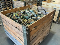 Defensie divers uitrusting/kleding - afbeelding 1 van  5
