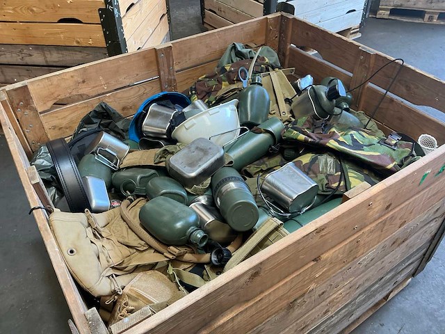 Defensie divers uitrusting/kleding - afbeelding 4 van  5