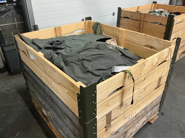Defensie divers uitrusting/kleding - afbeelding 4 van  6