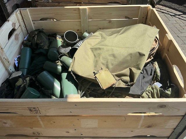 Defensie divers uitrusting/kleding - afbeelding 3 van  6