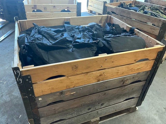 Defensie divers uitrusting/kleding - afbeelding 5 van  5