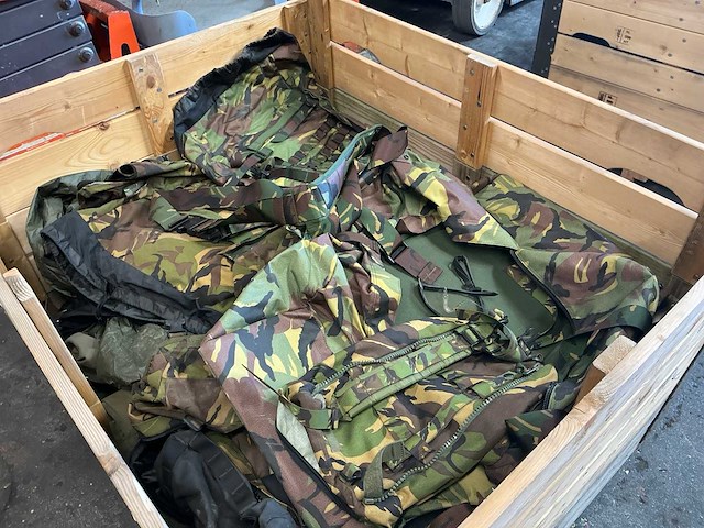 Defensie divers uitrusting/kleding - afbeelding 3 van  5