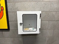 Defibtech lifeline aed defibrillator met wandkast en draagtas - afbeelding 2 van  5