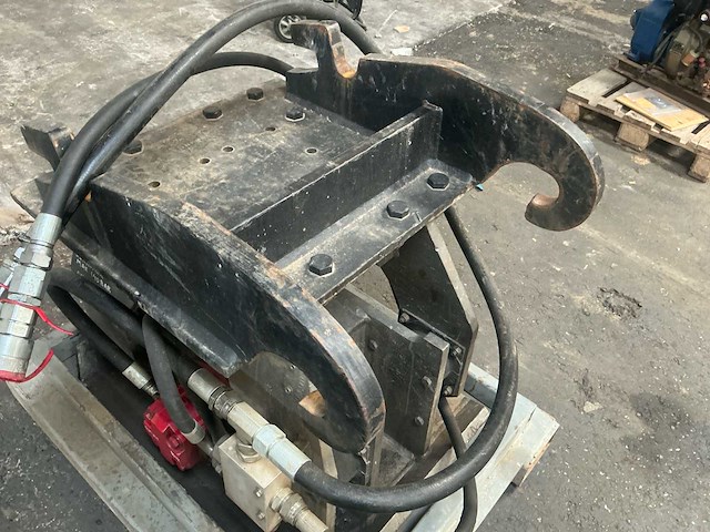 Dehaco - khp25 - hydraulische trilblok - cw20 - afbeelding 12 van  16