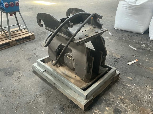 Dehaco - khp25 - hydraulische trilblok - cw20 - afbeelding 14 van  16