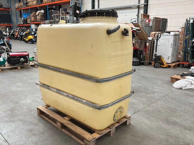 Dehoust verticale opslagtank 1100l - afbeelding 4 van  8
