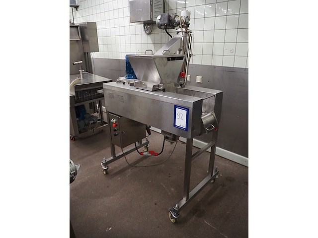 Deighton manufacturing uk ltd - afbeelding 1 van  11