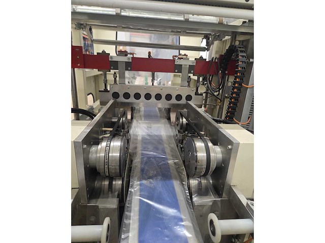 Dekapack - s4 - 35 / 2 - horizontale flowpacker met invoerband - afbeelding 16 van  32
