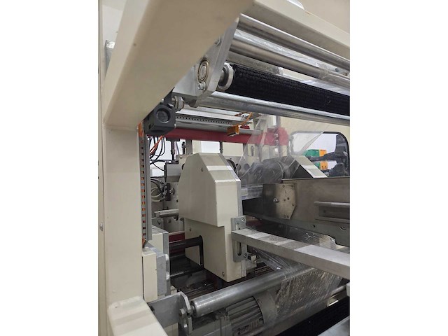 Dekapack - s4 - 35 / 2 - horizontale flowpacker met invoerband - afbeelding 20 van  32