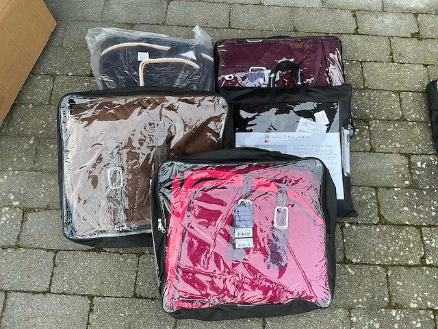 Dekens 185cm paarden (5x) - afbeelding 1 van  6