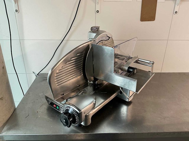 Deko - 834 s - snijmachine - afbeelding 1 van  7