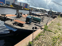 Dekschuit met hijsjuk - afbeelding 12 van  22