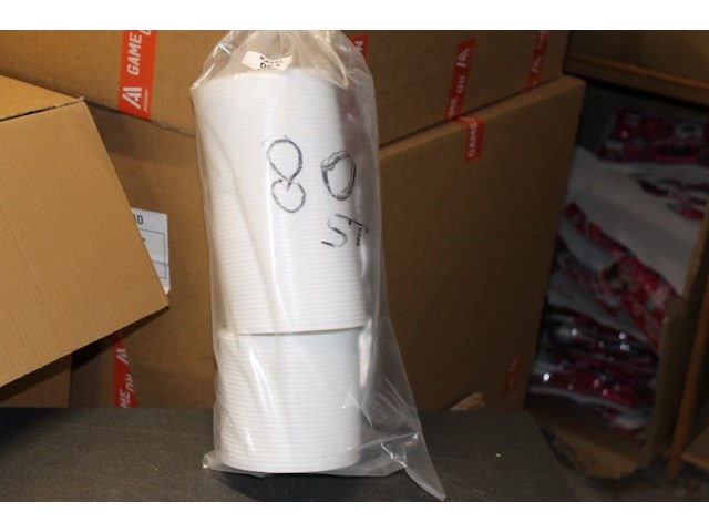 Dekstes doorsnee 13,5 cm ruim 80 stuks in krat - afbeelding 2 van  3