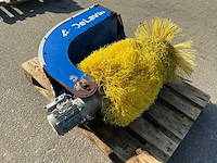 Delaval veeborstel - afbeelding 3 van  6