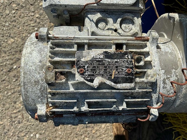 Delaval veeborstel - afbeelding 6 van  6