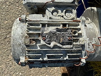 Delaval veeborstel - afbeelding 6 van  6