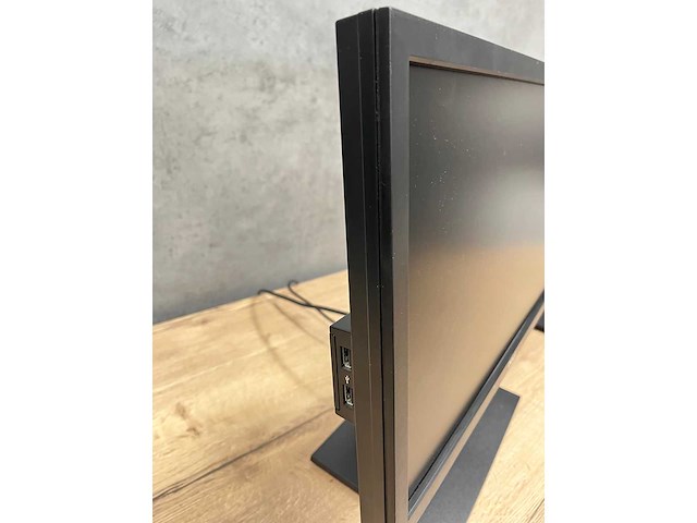 Dell - 13x 22" monitor op voet - dp, dvi, vga - afbeelding 16 van  18