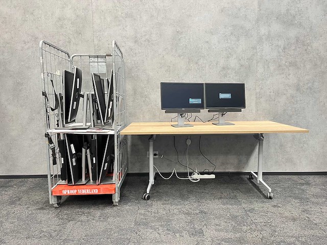 Dell - 16x 22" monitor op voet - dp, dvi, vga - afbeelding 1 van  20