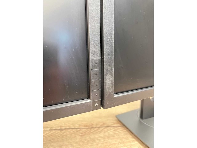 Dell - 18x 23" monitor met voet - dp, dvi, vga - afbeelding 4 van  16