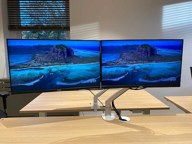 Dell - 23" dubbele monitoren met ergonomische arm (hdmi, dp, vga, usb) - afbeelding 7 van  21