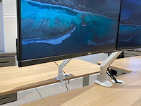 Dell - 23" dubbele monitoren met ergonomische arm (hdmi, dp, vga, usb) - afbeelding 11 van  21