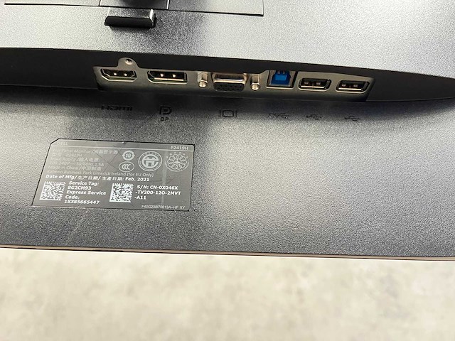 Dell - 24" pc set met dubbele voet - hdmi, dp, vga - afbeelding 4 van  17