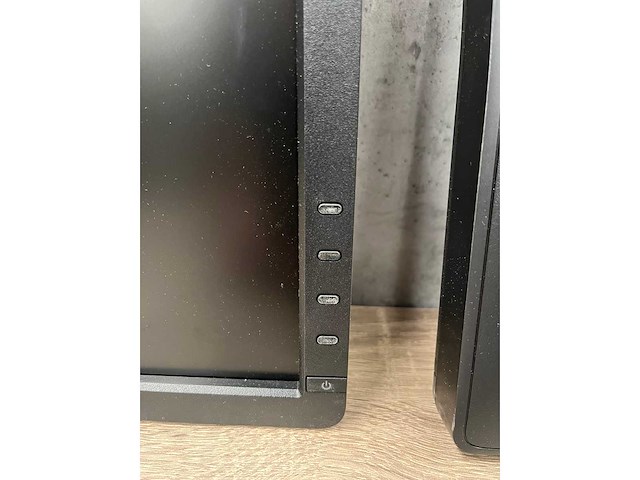 Dell - 28x 22" monitor - dp, dvi, vga - afbeelding 4 van  7